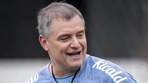 Foto: Raul Baretta/Santos FC - Diego Aguirre vem tentando tirar o Santos da zona do rebaixamento