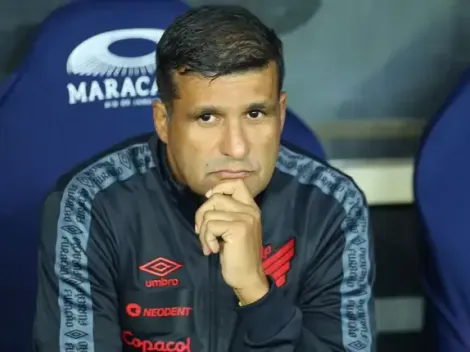 Técnico terá 'dor de cabeça boa' para definir questão da lateral