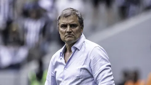 Aguirre toma DECISÃO quente no Santos após derrota para Atlético-MG