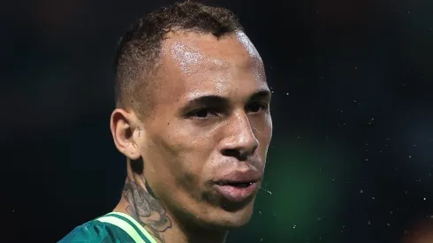 SP - SAO PAULO - 22/07/2023 - BRASILEIRO A 2023, PALMEIRAS X FORTALEZA - Breno Lopes jogador do Palmeiras durante partida contra o Fortaleza no estadio Arena Allianz Parque pelo campeonato Brasileiro A 2023. Foto: Ettore Chiereguini/AGIF