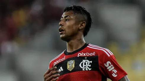 RJ - RIO DE JANEIRO - 13/08/2023 - BRASILEIRO A 2023, FLAMENGO X SAO PAULO - Bruno Henrique jogador do Flamengo durante partida contra o Sao Paulo no estadio Maracana pelo campeonato Brasileiro A 2023. Foto: Thiago Ribeiro/AGIF