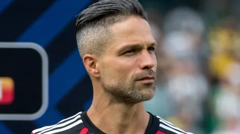 Foto: Reprodução/Twitter Santos FC - Diego Ribas foi revelado pelo Santos