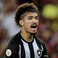 Torcida do Botafogo coloca derrota na conta de dupla e sente saudades de Adryelson