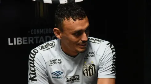 Pituca toma atitude ESPETACULAR no Japão que agrada a todos no Santos