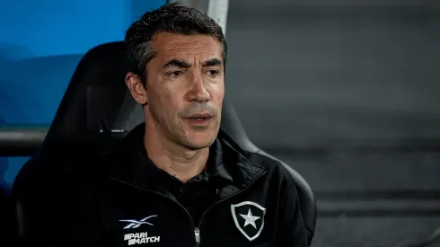 RJ - RIO DE JANEIRO - 23/08/2023 - COPA SUL-AMERICANA 2023, BOTAFOGO X DEFENSA Y JUSTICIA - Bruno Lage tecnico do Botafogo durante partida contra o Defensa y Justicia no estadio Engenhao pelo campeonato Copa Sul-Americana 2023. Foto: Thiago Ribeiro/AGIF
