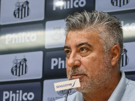 Gallo consegue grande reforço: Santos anuncia atacante para fazer dupla com Marcos Leonardo