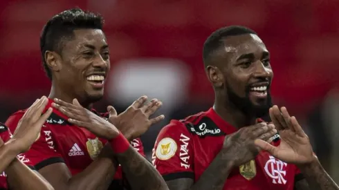 Foto: Jorge Rodrigues/AGIF - Bruno Henrique e Gerson