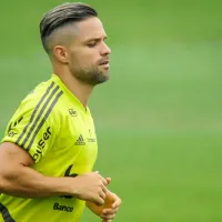 Diego Ribas joga Fluminense para escanteio e manda conselho para Diniz