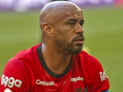 Thiago Heleno desabafa e faz FORTE PEDIDO à torcida após situação do Athletico vazar na web