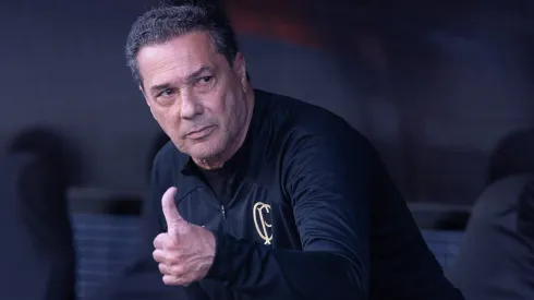 Foto: Ettore Chiereguini/AGIF – Luxemburgo pode ser um aliado do Santos.