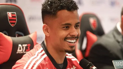 Foto: Gilvan de Souza/Flamengo - Allan foi contratado na janela de meio de ano, mas há o interesse do #CRF em Juan Sforza