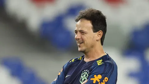 Foto: Vitor Silva/CBF - Fernando Diniz durante treino da Seleção Brasileira no Mangueirão.
