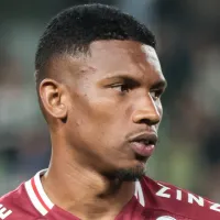 Aconteceu hoje, vazou tudo: Permanência de Lelê entra em pauta no Fluminense e bastidores são expostos