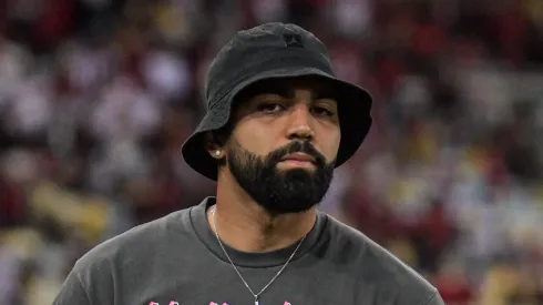 RJ - RIO DE JANEIRO - 05/07/2023 - COPA DO BRASIL 2023, FLAMENGO X ATHLETICO-PR - Gabi jogador do Flamengo durante aquecimento antes da partida contra o Athletico-PR no estadio Maracana pelo campeonato Copa do Brasil 2023. Foto: Thiago Ribeiro/AGIF