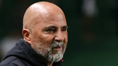 MG - BELO HORIZONTE - 29/07/2023 - BRASILEIRO A 2023, ATLETICO-MG X FLAMENGO - Jorge Sampaoli tecnico do Flamengo durante partida contra o Atletico-MG no estadio Independencia pelo campeonato Brasileiro A 2023. Foto: Gilson Lobo/AGIF