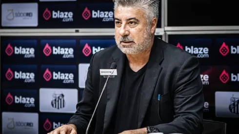 Fotos: Raul Baretta/ Santos FC. - Alexandre Gallo tem a missão de buscar treinador no Santos