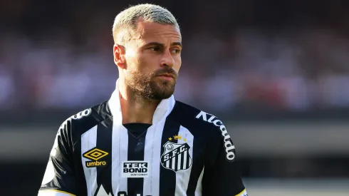 SP - SAO PAULO - 16/07/2023 - BRASILEIRO A 2023, SAO PAULO X SANTOS - Lucas Lima jogador do Santos durante partida contra o Sao Paulo no estadio Morumbi pelo campeonato Brasileiro A 2023. Foto: Marcello Zambrana/AGIF