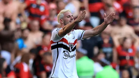 Foto: Buda Mendes/Getty Images - Calleri marcou o gol do jogo