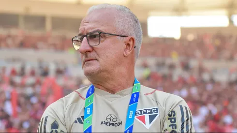 Foto: Thiago Ribeiro/AGIF – Dorival Junior tecnico do Sao Paulo durante partida contra o Flamengo no estadio Maracana pelo campeonato Copa do Brasil 2023.