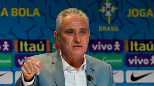 RJ - Rio de Janeiro - 07/11/2022 - CONVOCACAO SELECAO BRASILEIRA - Tite tecnico da Selecao Brasileira anuncia a lista com os 26 nomes convocados para disputar a Copa do Mundo de 2022 no Catar, nesta segunda feira (07), no auditorio da sede da CBF, na zona oeste do Rio de Janeiro. Foto: Thiago Ribeiro/AGIF