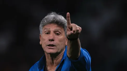 SP - SAO PAULO - 18/09/2023 - BRASILEIRO A 2023, CORINTHIANS X GREMIO - Renato Portaluppi tecnico do Gremio durante partida contra o Corinthians no estadio Arena Corinthians pelo campeonato Brasileiro A 2023. Foto: Ettore Chiereguini/AGIF
