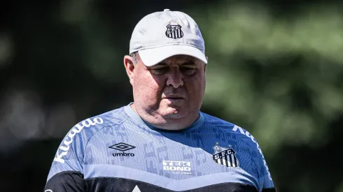 Marcelo Fernandes ajuda e Santos vai anunciar novo treinador para permanecer na Série A