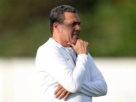 Luxa fica em XEQUE no Corinthians e PROBLEMA causa impacto na escalação contra o Botafogo