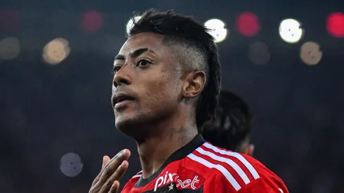 RJ - RIO DE JANEIRO - 05/07/2023 - COPA DO BRASIL 2023, FLAMENGO X ATHLETICO-PR - Bruno Henrique jogador do Flamengo comemora seu gol durante partida contra o Athletico-PR no estadio Maracana pelo campeonato Copa do Brasil 2023. Foto: Thiago Ribeiro/AGIF