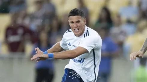 Mateus Vital durante o lance do gol perdido