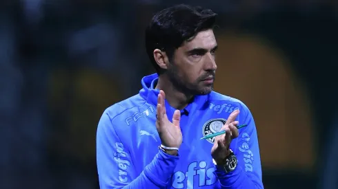 CARRASCO do Palmeiras recebe 'chuva de elogios' de Abel Ferreira