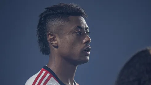 GO - GOIANIA - 20/09/2023 - BRASILEIRO A 2023, GOIAS X FLAMENGO - Bruno Henrique jogador do Flamengo durante partida contra o Goias no estadio Serrinha pelo campeonato Brasileiro A 2023. Foto: Isabela Azine/AGIF