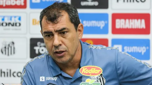 RS - Caxias do Sul - 26/09/2021 - BRASILEIRAO A 2021, JUVENTUDE X SANTOS Fabio Carille, tecnico do Santos, da entrevista apos a derrota por 3 a 0 para o Juventude, no Estadio Alfredo Jaconi, pelo Campeonato Brasileiro A de 2021. Foto: Luiz Erbes/AGIF