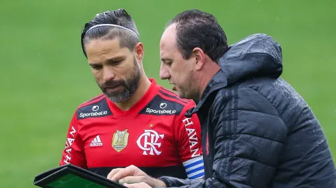 Foto: Pedro H. Tesch/AGIF – Rogério Ceni reencontra Flamengo