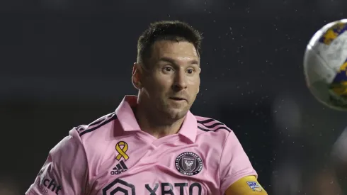 Photo by Carmen Mandato/Getty Images - Messi já sofreu com vascaíno