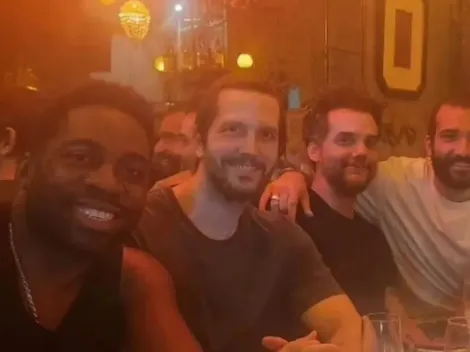 Encontro de Humberto Carrão, Lázaro Ramos, Selton Mello, Vladimir Brichta e Wagner Moura viraliza nas redes sociais