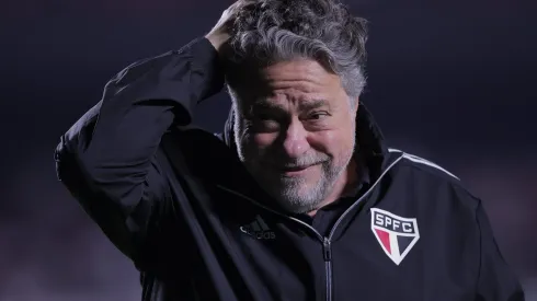 Foto: Ettore Chiereguini/AGIF - Casares ganha homenagem de torcedor do São Paulo