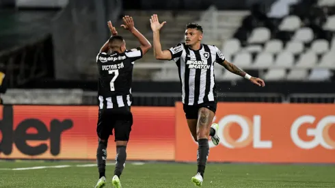 Foto: Thiago Ribeiro/AGIF- Tiquinho Soares