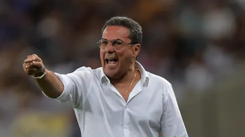 Foto: Thiago Ribeiro/AGIF - Saída de Luxemburgo no Corinthians ajudou em mais um ponto importante.