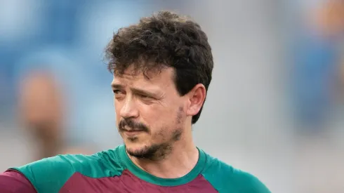 MT – CUIABA – 30/09/2023 – BRASILEIRO A 2023, CUIABA X FLUMINENSE – Fernando Diniz tecnico do Fluminense durante partida contra o Cuiaba no estadio Arena Pantanal pelo campeonato Brasileiro A 2023. Foto: Gil Gomes/AGIF