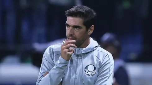 Foto: Ettore Chiereguini/AGIF - Palmeiras de Abel recebeu indireta do defensor do São Paulo.