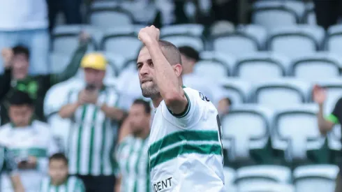 Slimani já marcou duas vezes pelo Coxa