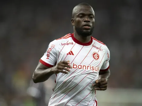 Internacional publica nota de repúdio aos ataques racistas ao atacante Enner Valencia