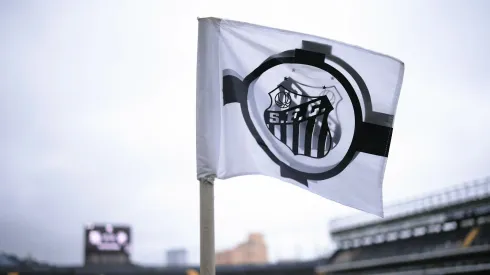 O Peixe irá estampar a marca da rede de lojas de materiais de construção por um curto período do campeonato. Foto: Ettore Chiereguini/AGIF