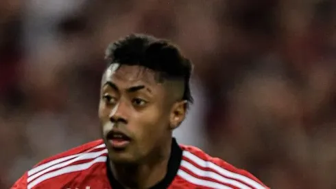 RJ - RIO DE JANEIRO - 03/08/2023 - LIBERTADORES 2023, FLAMENGO X OLIMPIA - Bruno Henrique jogador do Flamengo comemora seu gol durante partida contra o Olimpia no estadio Maracana pelo campeonato Libertadores 2023. Foto: Thiago Ribeiro/AGIF