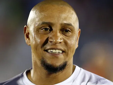Titular do São Paulo PROTAGONIZA momento de pura raça e é comparado com Roberto Carlos