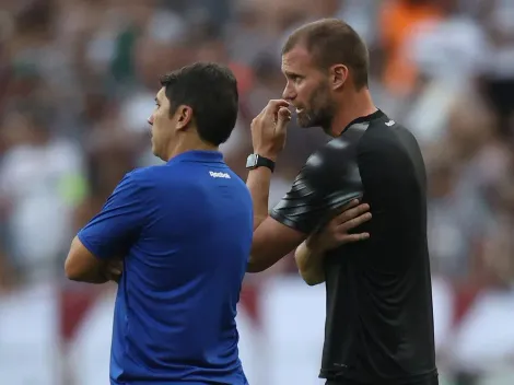 Situação de Lucio Flávio e Carli é exposta no Botafogo