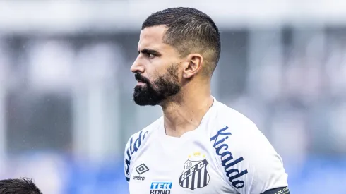 Foto: Abner Dourado/AGIF - Rincón vem se destacando no Santos.