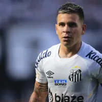 Soteldo, do Santos, encerra silêncio sobre interesse do Grêmio