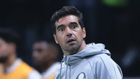 Foto: Ettore Chiereguini/AGIF - Abel Ferreira tecnico do Palmeiras durante partida contra o Boca Juniors no estadio Arena Allianz Parque pelo campeonato Libertadores 2023.