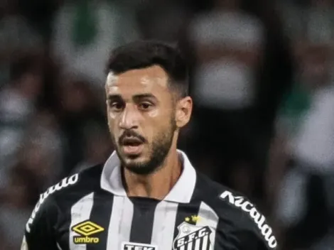 Torcida do Santos faz lista de saídas e aponta único que merece ficar